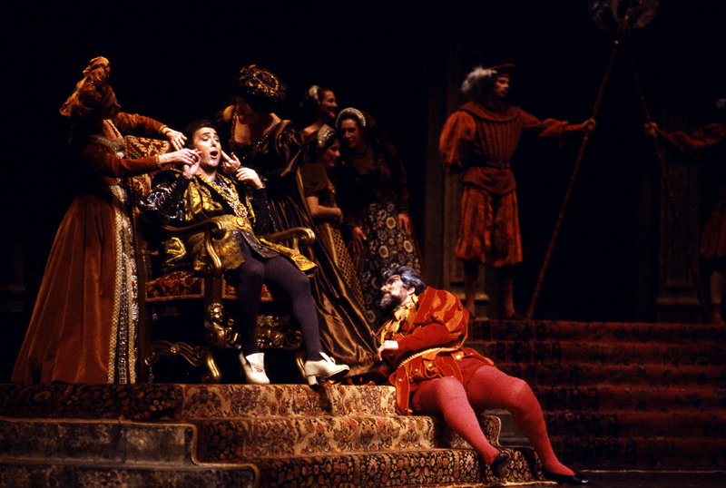 Опера риголетто краткое содержание. Джузеппе Верди "Риголетто". Опера Риголетто герцог. Риголетто 1982. Верди опера Риголетто квартет.